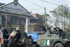 مقتل 9 أشخاص في هجوم استهدف الحرم الجامعي بباكستان