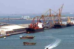 إغلاق الموانئ المصرية بسبب سوء الأحوال الجوية