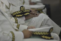 الرئيس بوتفليقة يجري حركة في سلك الولاة