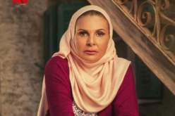 يسرا ترتدي الحجاب