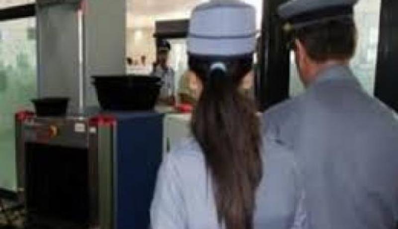 جمارك مطار وهران تحجز أحذية رياضية عليها لفظ الجلالة