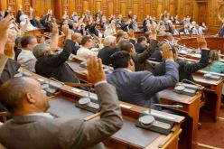 مجلس الأمة يصادق على نص القانون الخاص بتنظيم حركة المرور