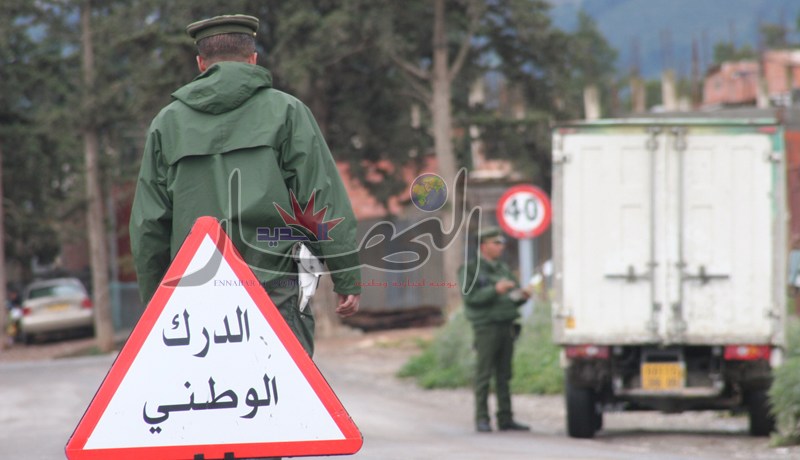 سلال .. لن نسحب الحواجز الأمنية بالطرقات