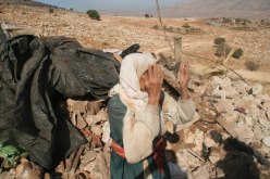 قوات الإحتلال تخلي 14 عائلة من الأغوار الشمالية في الضفة الغربية