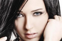 ساندي تخرج عن صمتها وتكشف سبب اعتزالها الفن