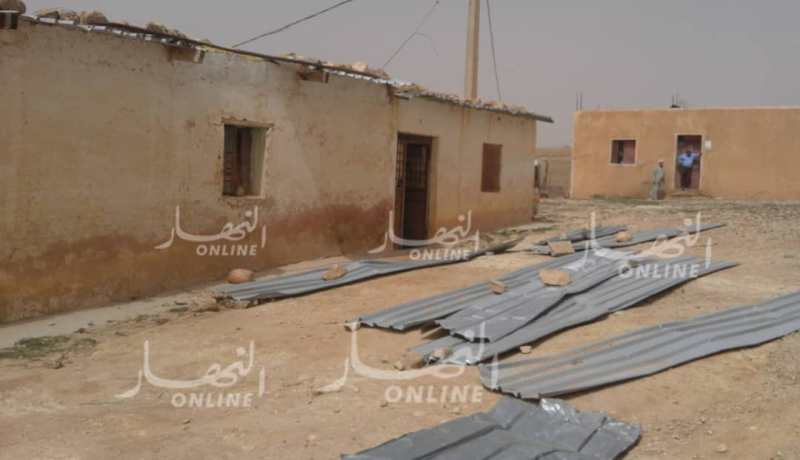 بالصور.. الرياح تحطم إسطبلات وأسقف مساكن ريفية بتيارت