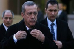 تغريم أردوغان لإهانته تمثال السلام الأرميني