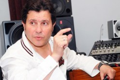 بالفيديو .. هاني شاكر يبكي سوريا في أغنية رمضان كريم يا حلب