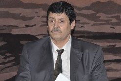 زيتوني لا يثق في مخابر بوضياف