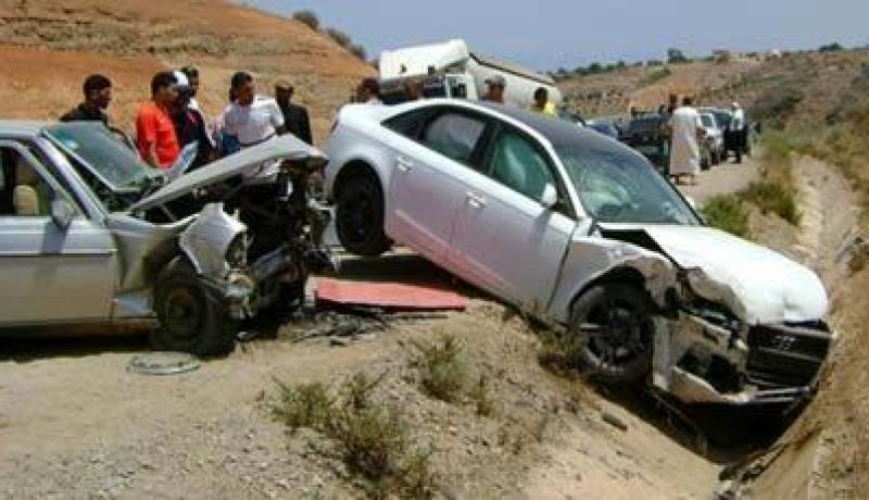 مقتل 6 أشخاص في حادث سير بين البيض و تيارت