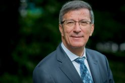 بن واري يقصف أحزاب التنسيقية ويؤكد ترشحه للرئاسيات القادمة