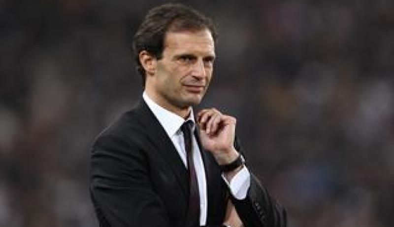 نادي أي سي ميلان  أصبح علينا مواجهة يوفنتوس و الحكام لحصد اللقب