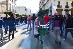 مئات آلاف الجزائريين يرفضون العهدة الخامسة في 48 ولاية