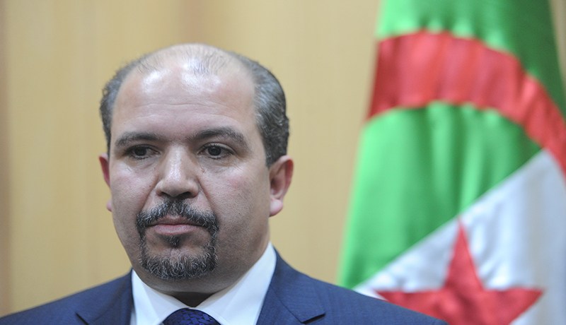 إنشاء مؤسسة للإفتاء الديني بعد تعديل الدستور مباشرة