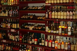 بن يونس     بن بادة اعطى890 من الموافقات لبيع المشروبات الكحولية بالجملة