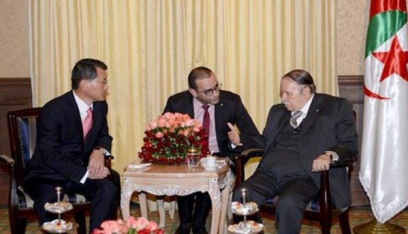 بوتفليقة يستقبل السفير الجديد لجمهورية كوريا