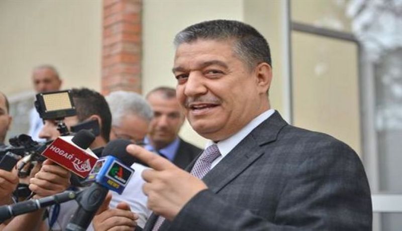 بوضياف يعلن عن تخفيض تسعيرة الادوية المسوقة بالجزائر