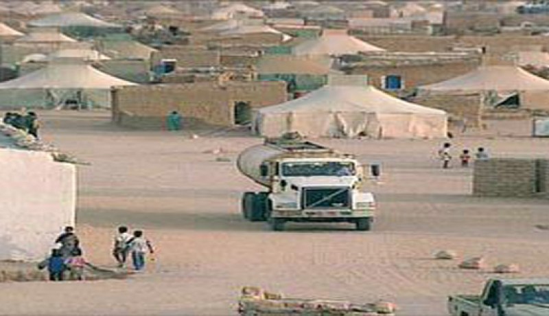 صحفيان أمريكيان يتأسفان للظروف المعيشية القاسية بمخيمات اللاجئين الصحراويين