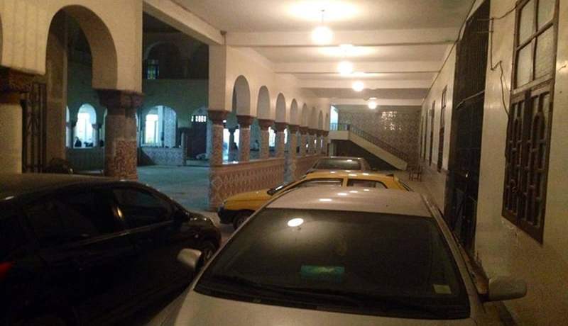 مسجد يتحوّل إلى باركينغ في براقي