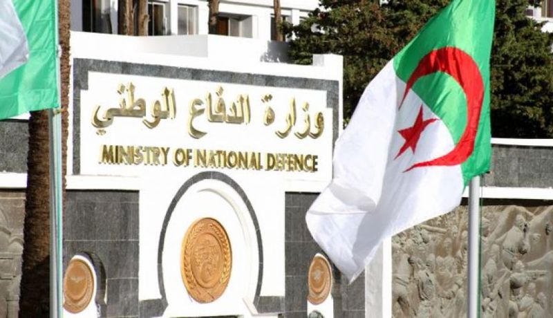 وزارة الدفاع تحذّر بليكز وليس حدّاد