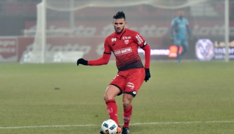 لم أعش ضغطا مثلما هو موجود في الجزائر وإقصاؤنا المبكر من الكان شكل لنا صدمة