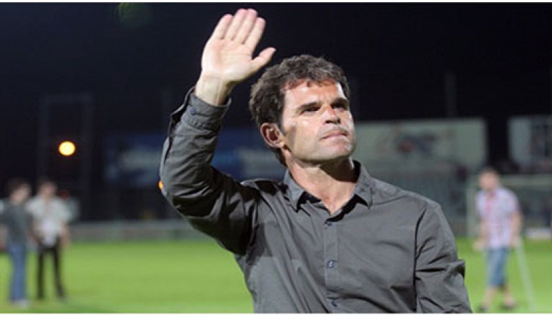 المدرب أولي نيكول مطالب بإعادة الأمور لنصابها سريعا في الاتحاد العاصمة