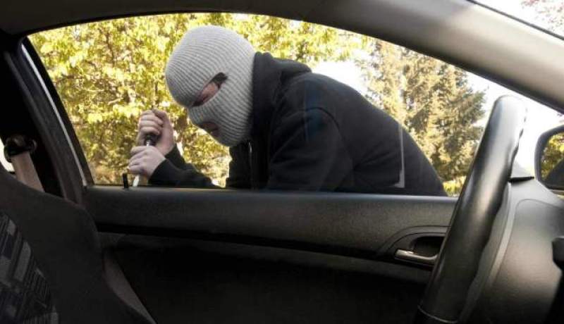 تفكيك شبكة إجرامية مختصة في سرقة السيارات وتزوير هياكلها القاعدية بالجلفة