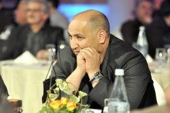 حمّار يخصم أجرة شهرية من مستحقات بن العمري ويحيل خذايرية على المجلس التأديبي