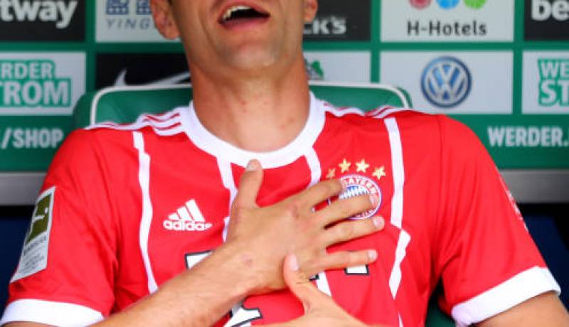 “مولر” يعيش أسوأ أيامه مع “أنشيلوتي”