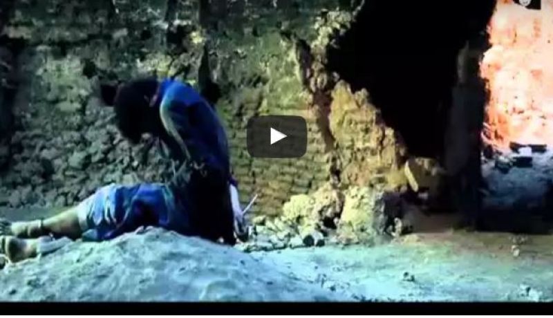 داعش ينشر مقطع فيديو جديد لأطفال يعدمون رهائن في سوريا