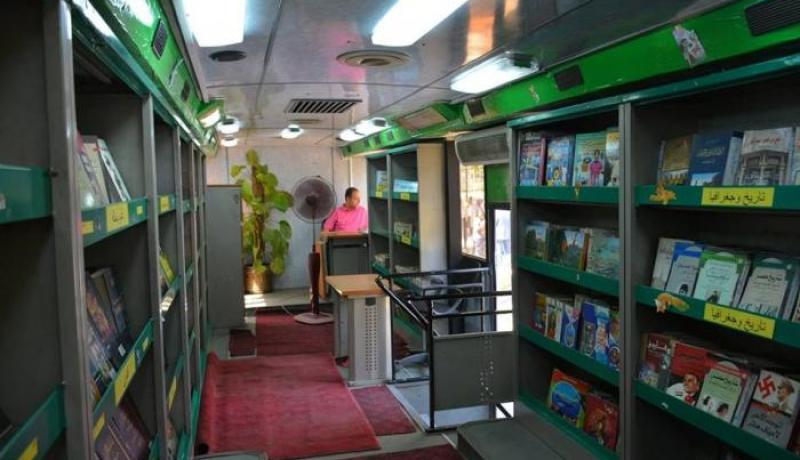 المكتبات المتنقلة تعانق الشواطئ الجزائرية