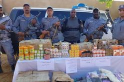 جمارك عين قزام يحجزون 818 علبة مواد تجميل