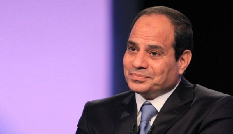 السيسي يهنّىء بوتفليقة بطريقته الخاصة