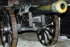 العثور على مدفعين حربيين اثناء اشغال توسعة ميناء سيدي يوشع في تلمسان يعودان للحرب العالمية الثانية