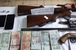 بالصور.. الأمن يحجز أسلحة وخراطيش ويضبط كمية من الكيف المعالج بدوار الديس في باتنة