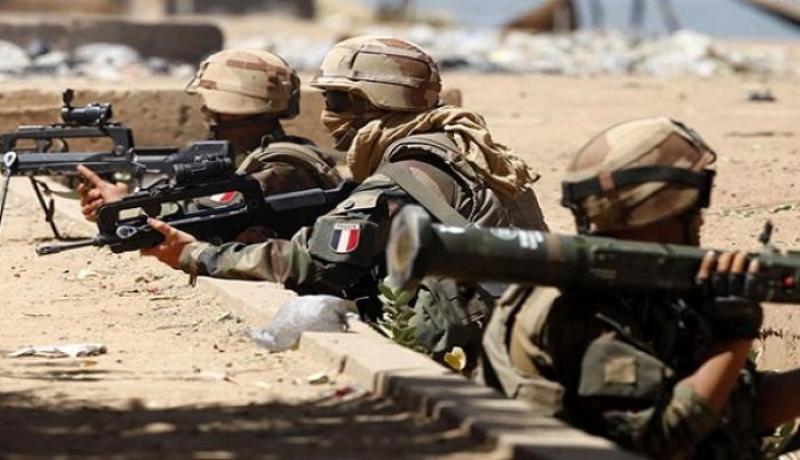 إصابة 3 جنود فرنسيين في هجوم إنتحاري بمالي