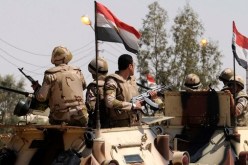 مقتل 3 من عناصر الأمن المصري في انفجار مدرعة بسيناء