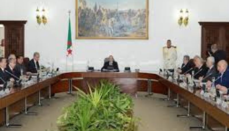 مشروع استحداث الصندوق الخاص بالنساء المطلقات سيدرس في اجتماع مجلس الوزراء القادم