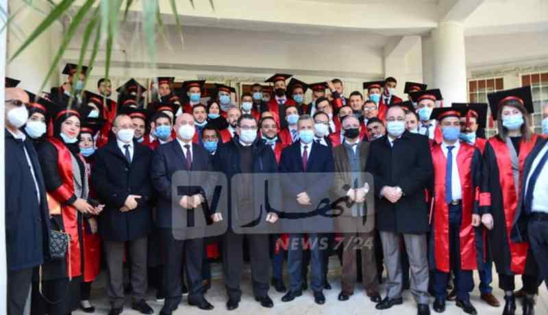 بالصور.. تخرج الدفعة الـ8 من المتصرفين الرئيسيين لمصالح الصحة