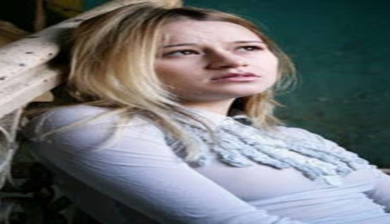 غرّني جمالي وطيش الشباب… فبت أحيا وأنا مدفونة في سرداب