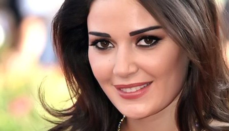 سيرين عبد النور تنشر صورة بالخطأ كلفتها غاليا
