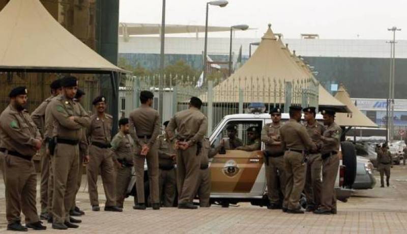 مقتل رجل أمن واصابة آخر في إطلاق نار بمدينة القطيف شرق السعودية