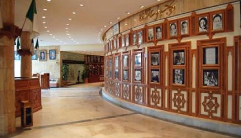 بيطام يدعو المجاهدين بمنح الوثائق التاريخية لمتحف المجاهد