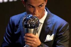 بالصور..  رونالدو نجم سهرة الفيفا ويتوج بلقب the best 2017