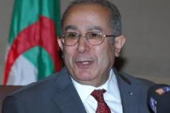 لعمامرة يستقبل من قبل الرئيس المصري