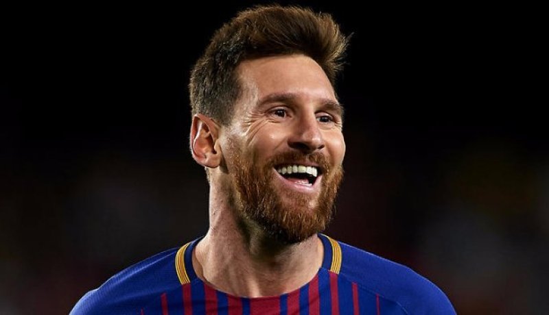 ميسي يفك العقدة أمام “بوفون” ويقود برشلونة لاكتساح جوفنتوس