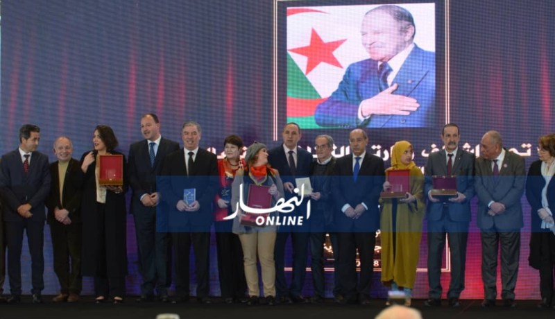 بالصور.. تتويج ناهد بوخالفة ومهني خليفي ورياض جيرود بالجائزة الكبرى آسيا جبار 2018 الطبعة الرابعة