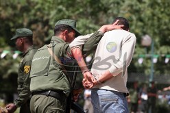 التحقيق مع 14 فلاحا شيدوا فيلات فخمة فوق مواقع بيوت بلاستيكية في بوسماعيل