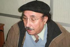 الطاهر وطار في باريس لإجراء عملية جراحية