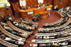 كرسي السينا يطير النعاس على الطماعين